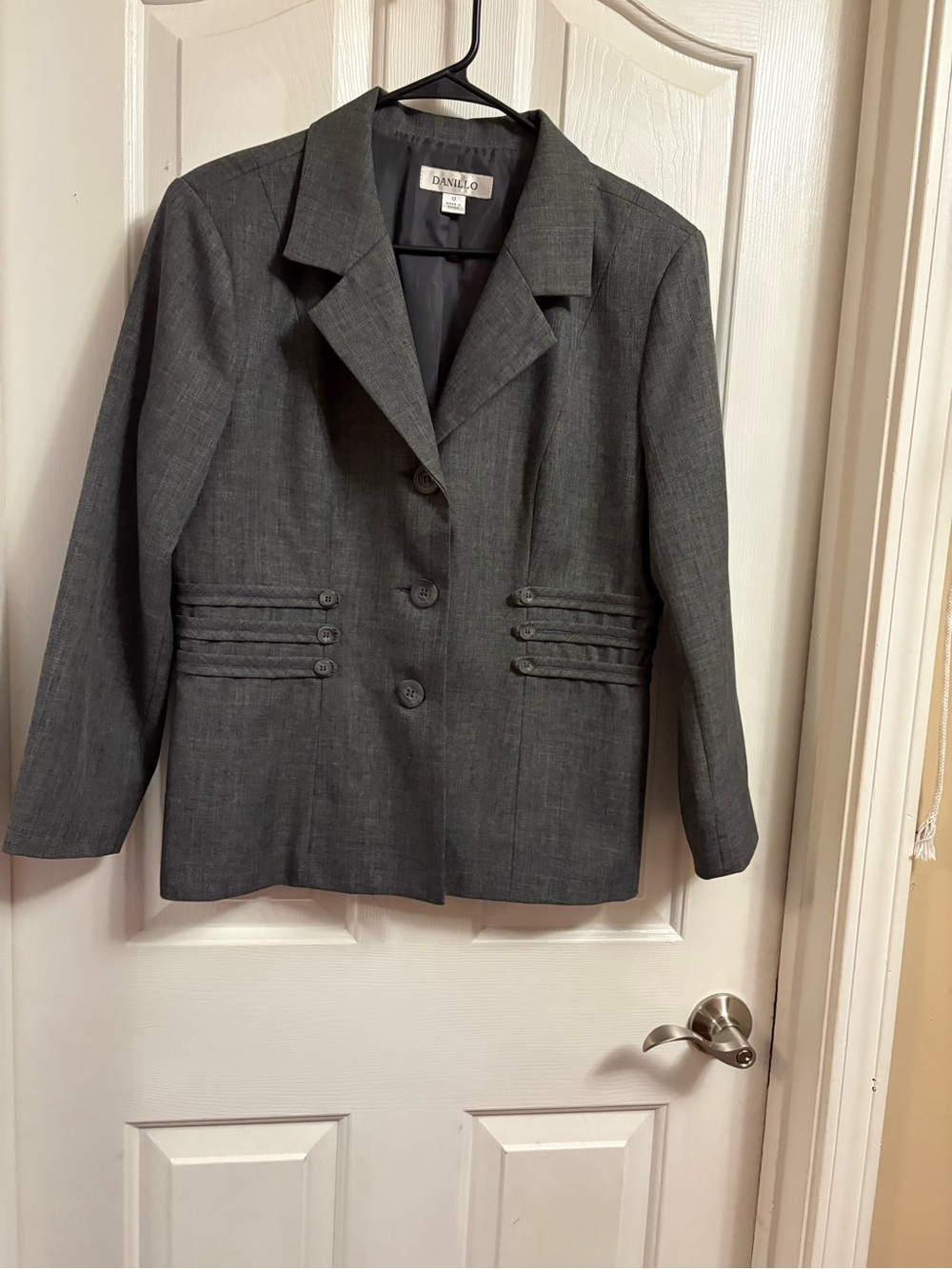 Danillo Classic Gray Women's Blazer with Decorative Waist Tabs